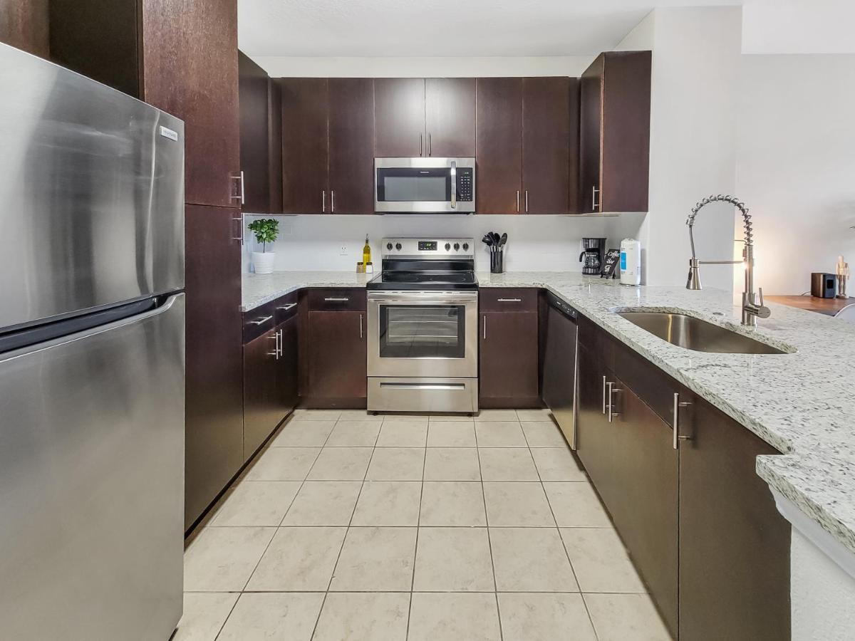 Getaway Apartment Near Beaches And Airport Тампа Екстериор снимка